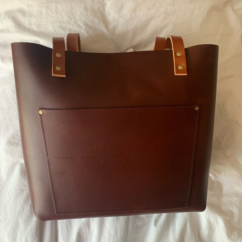 Portland leather goods large cognac tote with tan handles 🦄